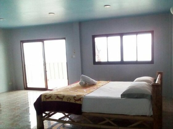Phangan Island - Photo3