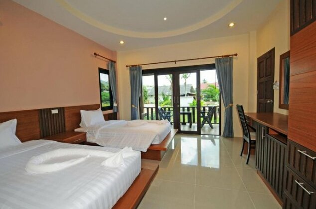 Phatcharee Resort - Photo2