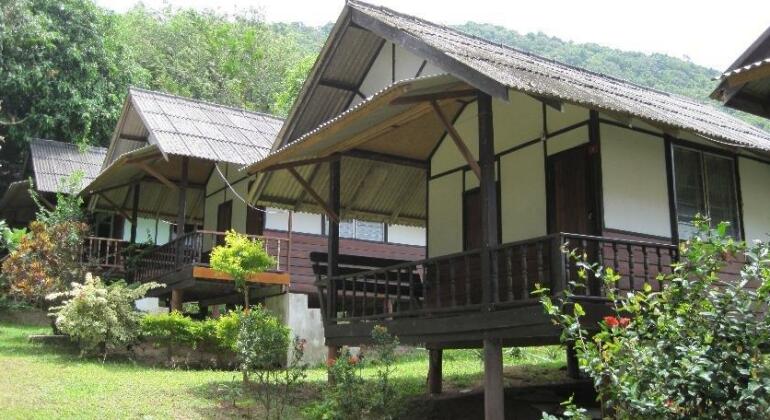 Pooltrap Village Bungalow - Photo2