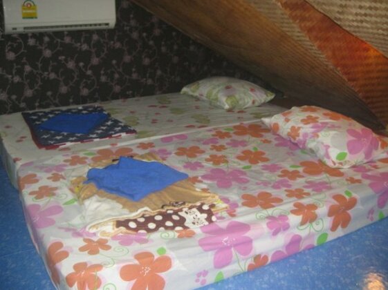 Tawan Hostel - Photo4