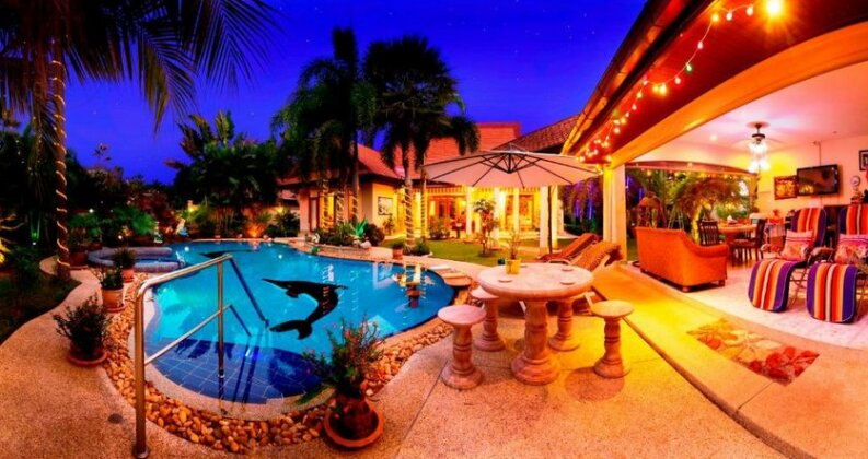 Relaxing Palm Pool Villa & Tropical Illuminated Garden & Swimming Pool - Photo2