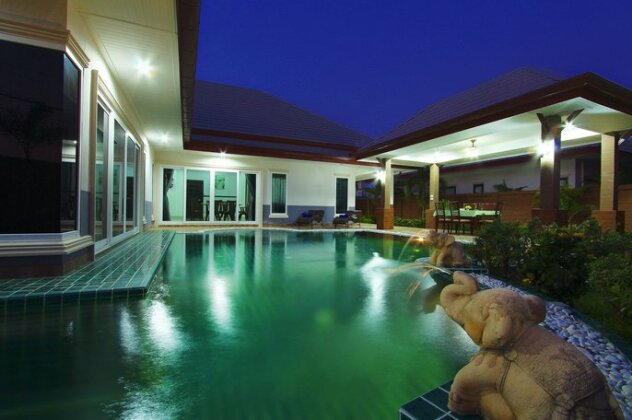 Thammachat P3 Victoria Pool Villa