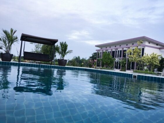 Menam Resort - Photo2