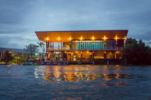 Bangpakong Boat Club