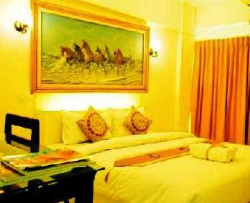 Nawarat Resort & Serviced Apartment Hotel - Photo4