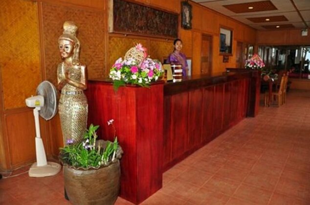 Coral Hotel Bangsaphan - Photo2