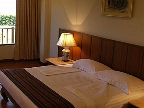 Sailom Resort Bangsaphan - Photo3