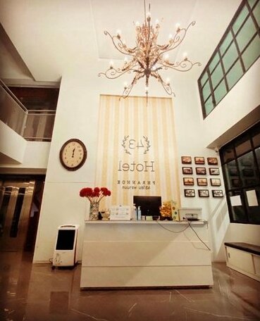 43 Home - Photo2