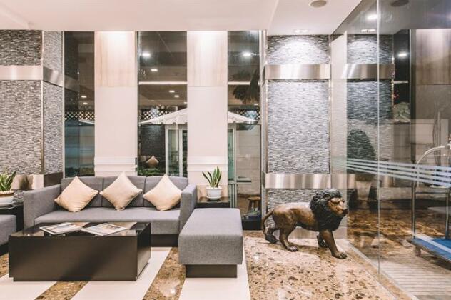 Adelphi Suites Bangkok - Photo5