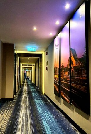 Amarin Hotel Rama 8 - Photo3