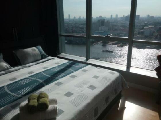 Baan Sathorn River and Pool view - Photo2