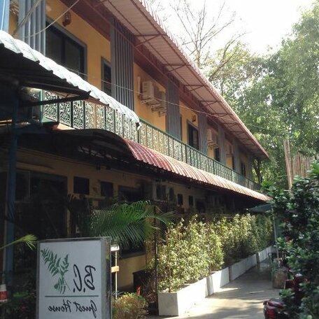 BC Guesthouse Si Phraya
