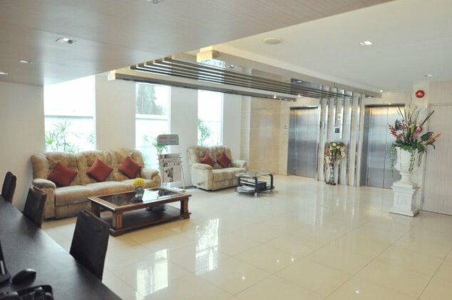 Centric Place Hotel - Photo5