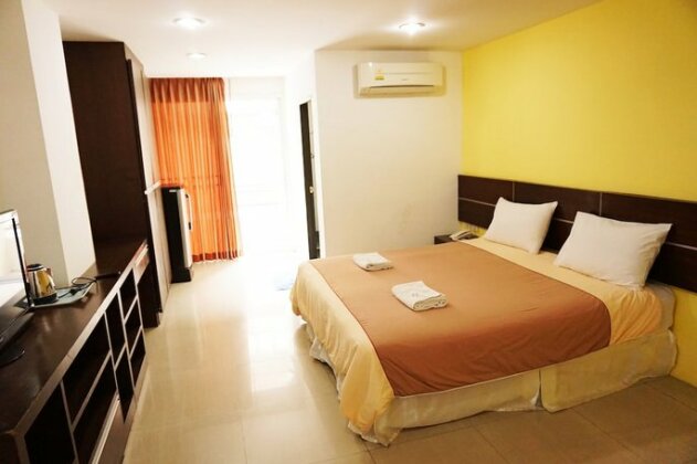 Diamond Bangkok Apartment - Photo2