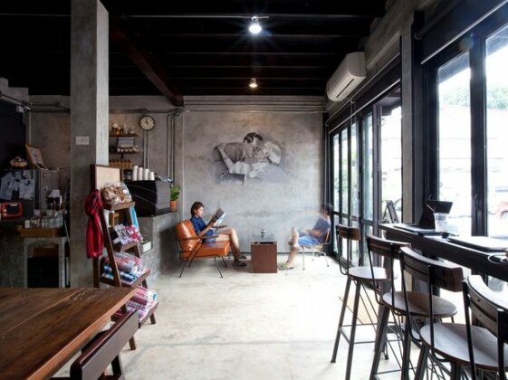 Dilokchan Hostel - Photo3