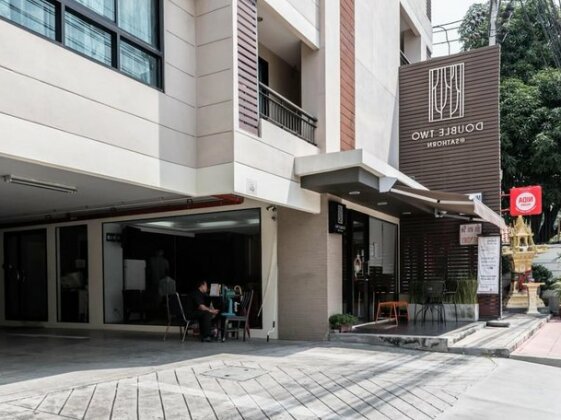 Double Two @ Sathorn - Photo2