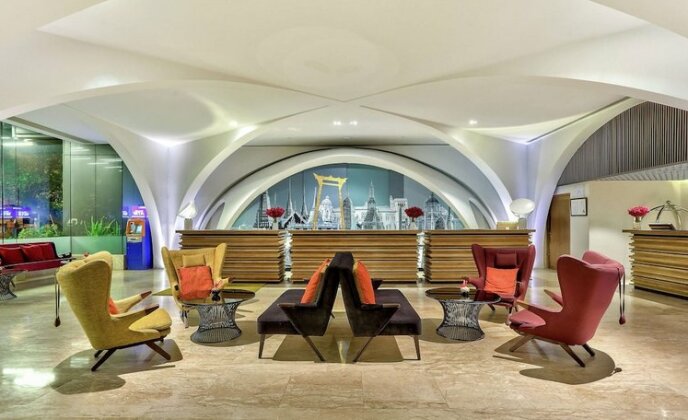 DoubleTree by Hilton Sukhumvit Bangkok - Photo4