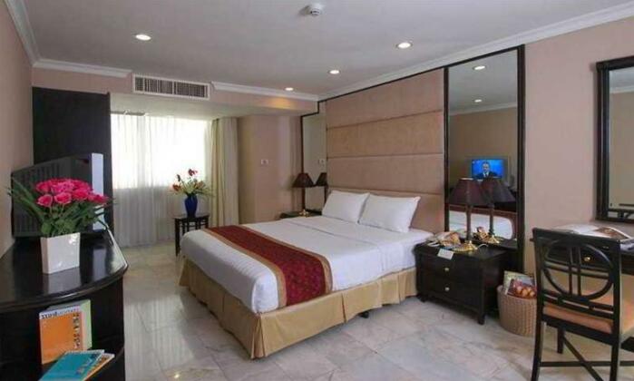 Grand Residence Bangkok - Photo4
