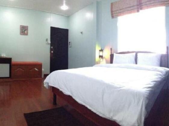 Issara House Bangkok - Photo2