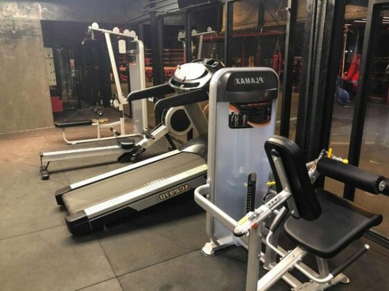 KruDam Gym Hostel - Photo5