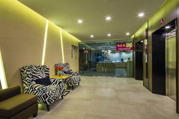 Livotel Hotel Kaset Nawamin Bangkok - Photo5