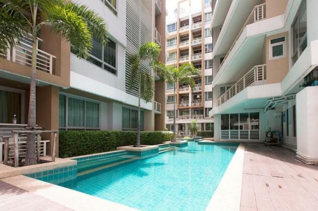 Malliott Wish Siam Apartments with pool - Photo3