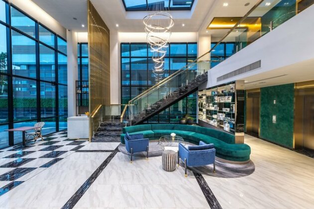 Maven Stylish Hotel Bangkok - Photo2