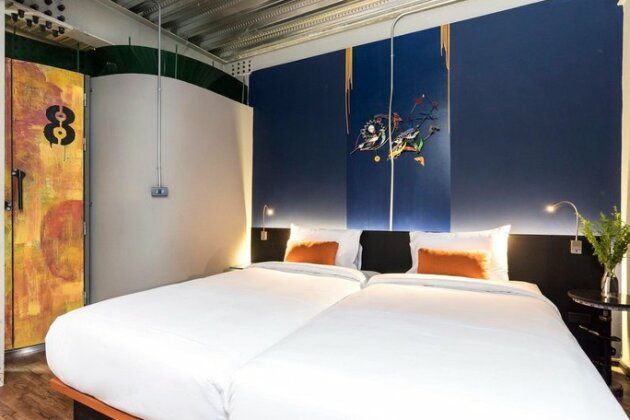 Mestyle Garage Hotel - Photo5