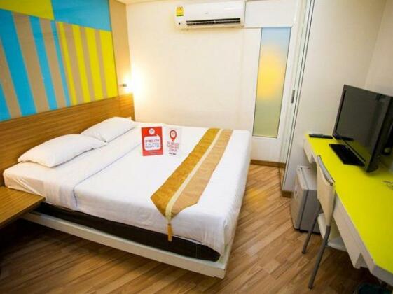 NIDA Rooms Khlong Toei 390 Sky Train - Photo3