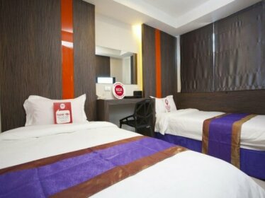 Nida Rooms Petchburi Crown 21 At Cubic Hotel