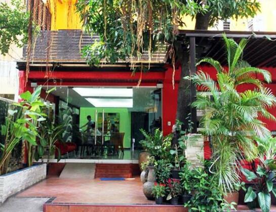 Oasis Inn Bangkok - Photo2