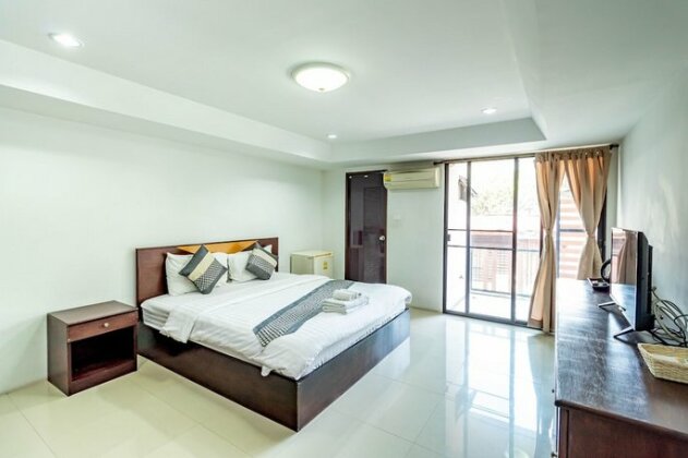 Riski Residence Charoen Krung - Photo4