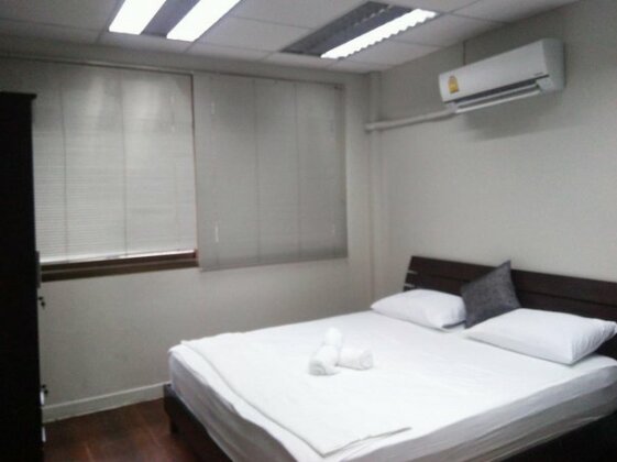 Royal Anand Guest House - Photo4
