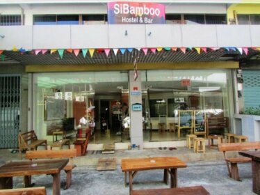 SiBamboo Hostel & Bar