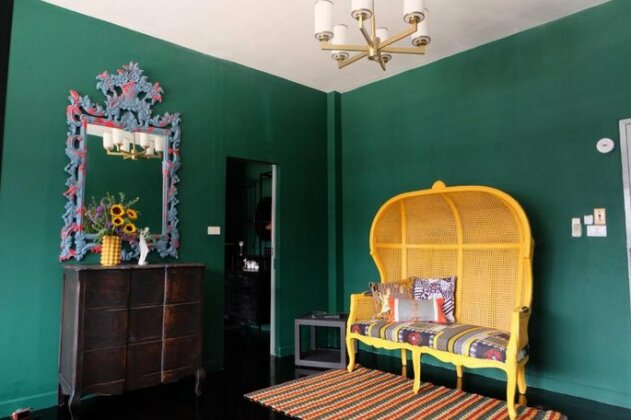 Stay Quirky in Eclectic interior @ENVY Home - Photo4