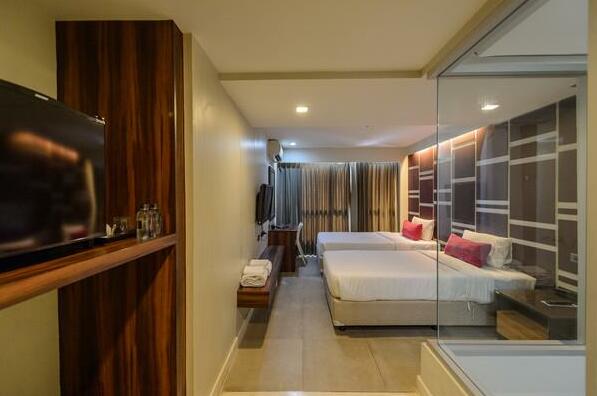 Superior Twin @ H-Residence Sathorn - Photo4