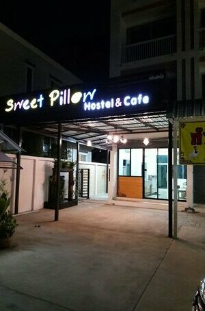 Sweet Pillow Hostel & Cafe