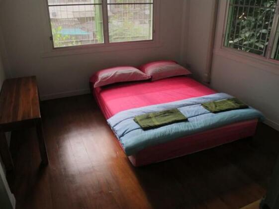 The Oasis Hostel - Photo4