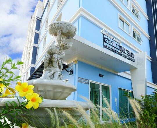 The Willing Hotel and Residence - Photo2