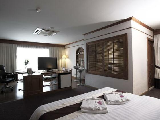 TK Palace Hotel & Convention - Photo3