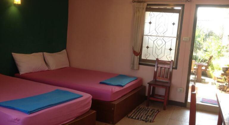 Your Place Guesthouse - Photo5