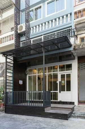 Zenith House Bangkok
