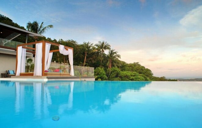 6 Bedroom Sea Blue View Villa - 5 Star With Staff