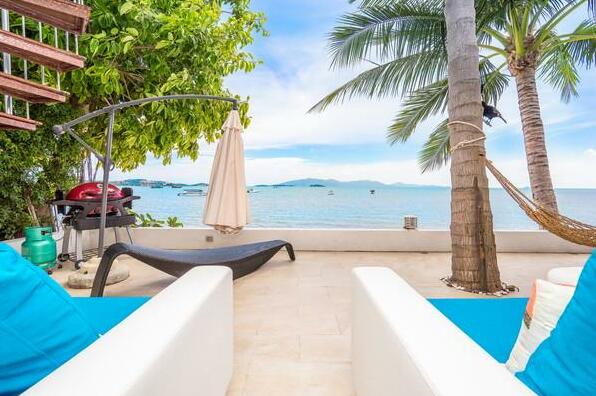 Absolute Beachfront - Prime Location - Photo3