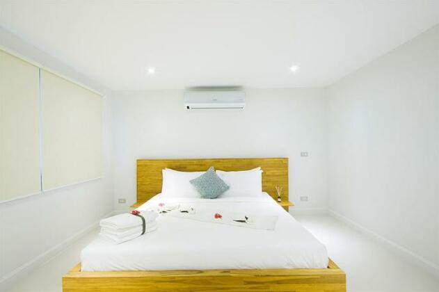 B1 Beachfront Apartments - Photo3