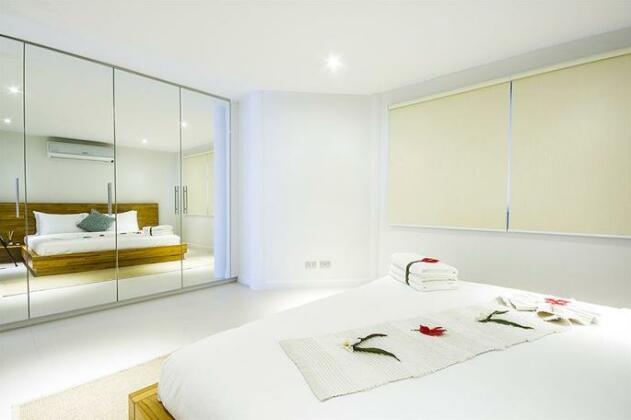 B1 Beachfront Apartments - Photo4