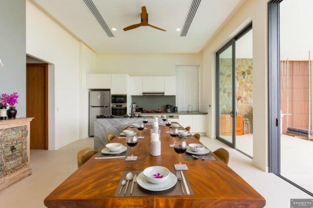 Baan Ouyan Luxury Villa - Photo3