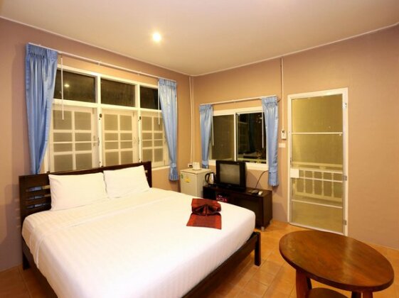Bangrak Beach Club - Photo3