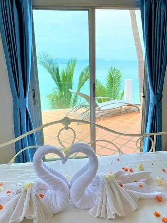 Bangrak Beach Front Villa - Photo3