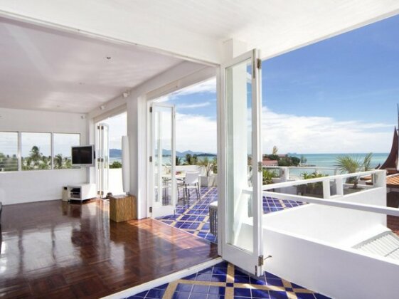 Celebrity Ocean View Villa - Photo3